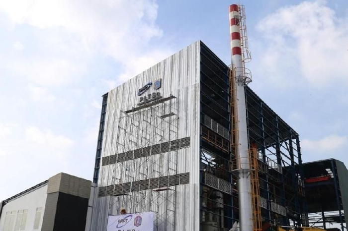 Kementerian ESDM proyeksikan tarif listrik PLTSa capai US$ 20 sen per kWh. Biaya sudah termasuk tipping fee, PLN jadi offtaker utama.